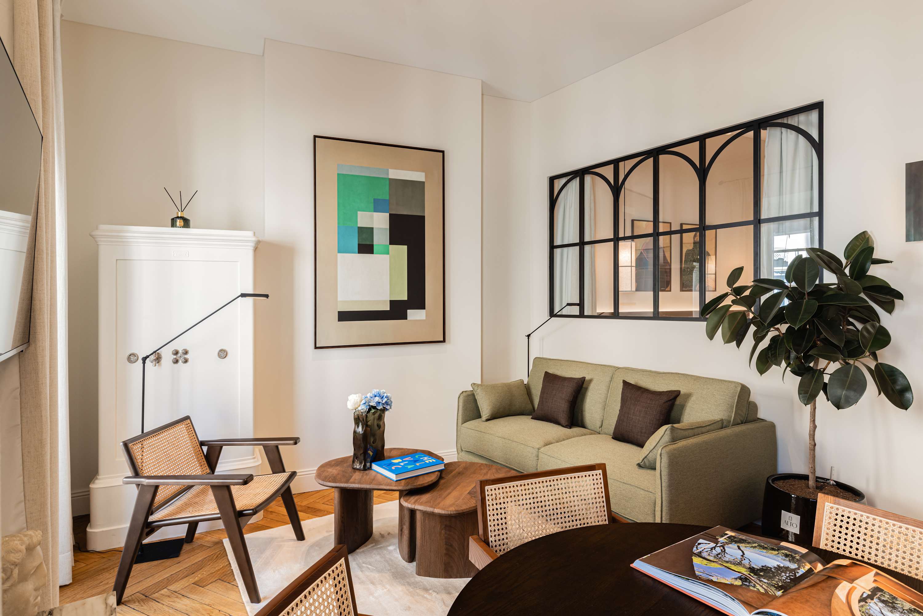 ALTO - La Suite Republique I - 2 bedrooms w/AC